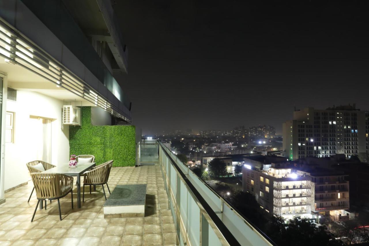 Regenta Suites Gurugram, Sohna Road, Sector 49 Gurgaon Buitenkant foto